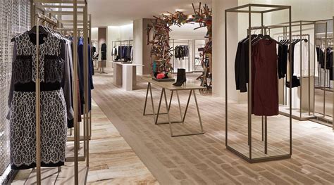 designer women's clothing stores